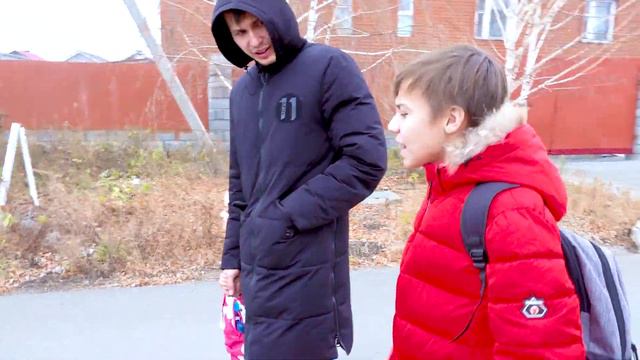 Охота на СИРЕНОГОЛОВОГО в Реальной Жизни ! смотреть онлайн