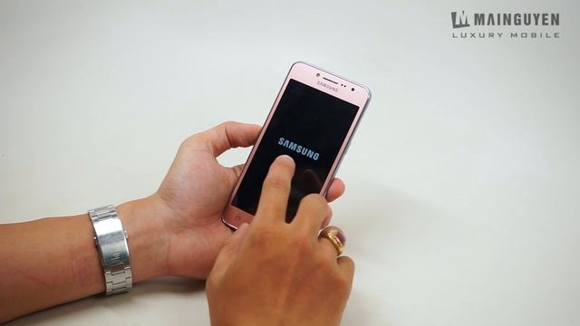 Khui hộp Samsung Galaxy J2 Prime - www.mainguyen.vn смотреть онлайн