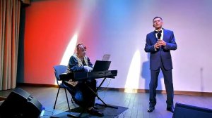 Скажите, девушки, подружке вашей