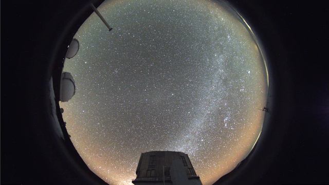 Subaru All-Sky Camera, Feb 9 2024 UT/ すばる望遠鏡全天モニタ動画2024年2月9日（世界時） смотреть онлайн
