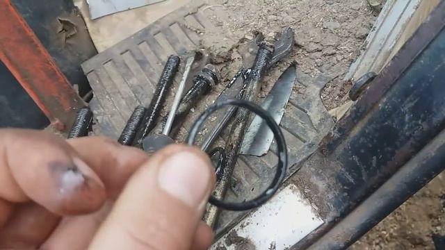 Ремонт блокировки дифференциала МтЗ-80 с дозатором. смотреть онлайн