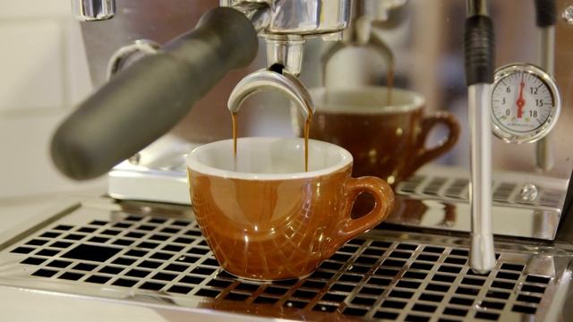 Linea Mini by La Marzocco. Test drive at Complete Cafe Services смотреть онлайн