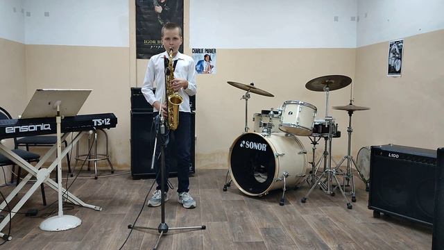 Ивчин Валерьян (саксофон) 4 ДМШ преподаватель Самсон Мовсесян смотреть онлайн