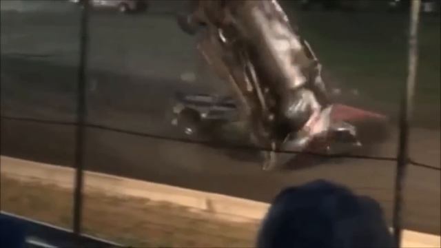 Dirt Track Racing Crash Compilation #7 смотреть онлайн