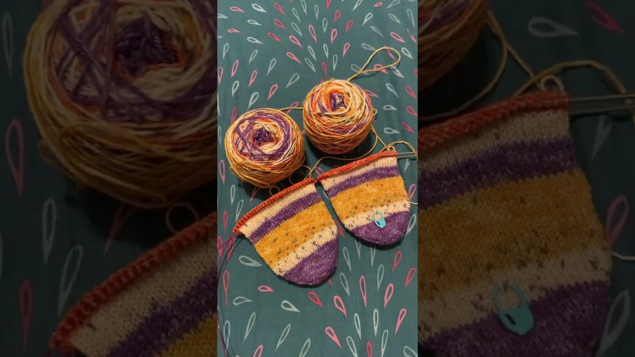 ⚠️ Осторожно: спойлер! Угадайте, что это за пряжа для новых носочков #носкиспицами #носки смотреть онлайн
