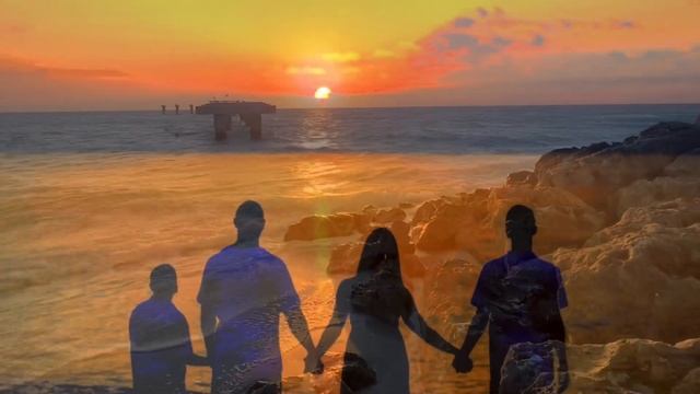 МОЛЮСЬ О СЕМЬЕ ? христианский стих (читает автор Анна Юркин) смотреть онлайн