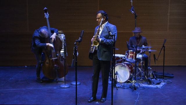 Rudresh Mahanthappa's Hero Trio - Red Cross смотреть онлайн