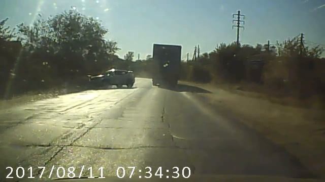 Едва не лобовое смотреть онлайн