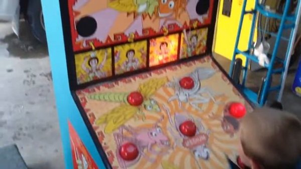 Boppin Bugs redemption game