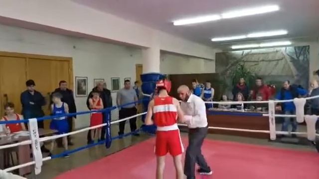 Соревнования по боксу. Г. Лабинск. Весовая категория до 57кг смотреть онлайн