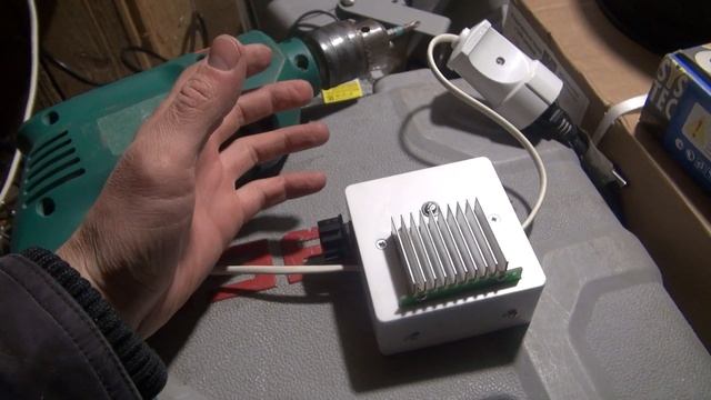 Регулятор мощности (оборотов) 220 В, 3 кВт для болгарки/дрели и других инструментов. смотреть онлайн