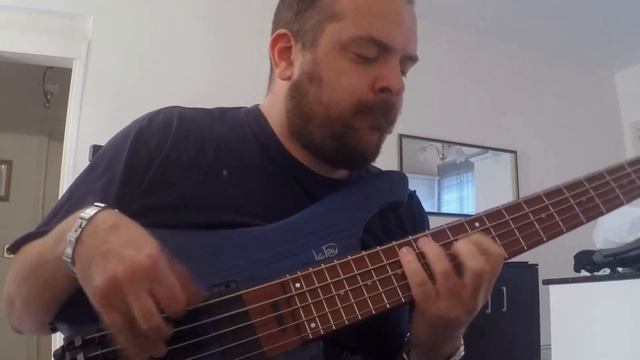 Anton Davidyants - bass solo смотреть онлайн