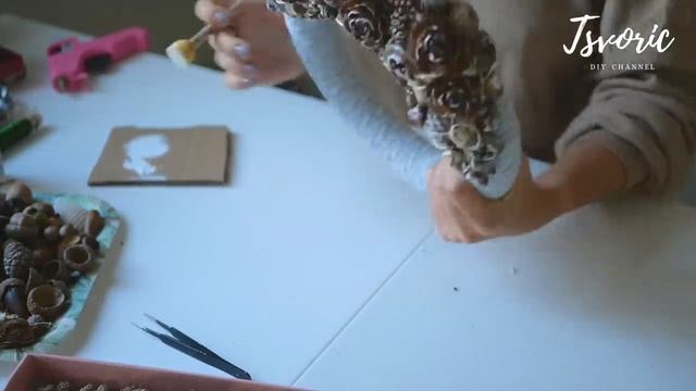 Декор на дверь из свитера и природных материалов / DIY TSVORIC смотреть онлайн