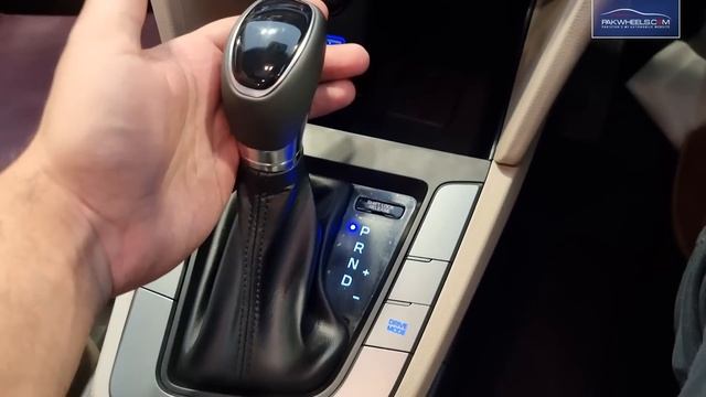 Hyundai Elantra 2021 | First Look Review | PakWheels смотреть онлайн