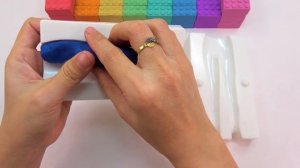 Интересное видео о том, как сделать диван Lego для семьи из кинетического песка ASMR