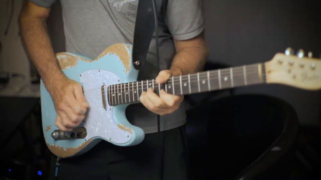 Minor Groove improv, Masterbuilt Telecaster "Tiffany" смотреть онлайн