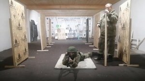 Смена сектора ведения огня в изготовке к стрельбе лежа