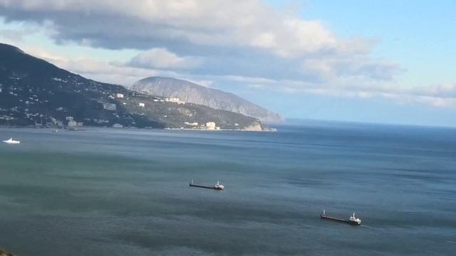 Крым. Пешком из Ялты по Солнечной тропе до Ласточкиного гнезда. смотреть онлайн
