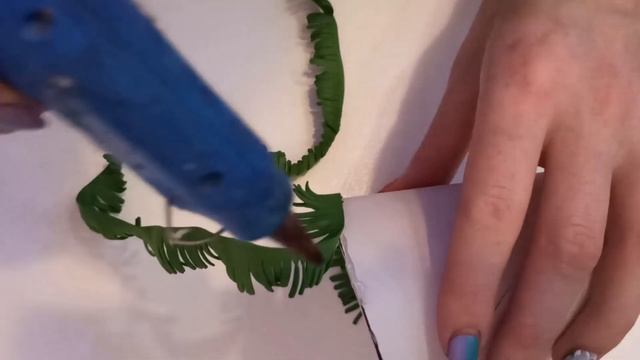 Елка из фоамирана (фома) легко и просто /Christmas tree made of foamiran (Thomas) is easy and simpl смотреть онлайн