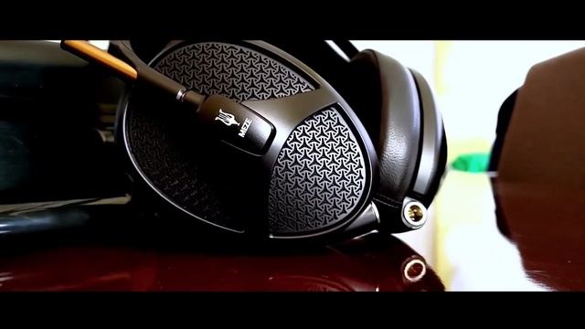 Meze Empyrean | Una Charla