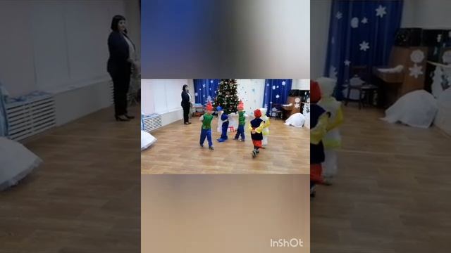 Новогодний утренник в средней группе "А" смотреть онлайн
