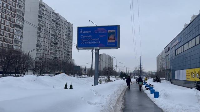 Реклама на цифровых биллбордах - г. Москва, Балаклавский (пр-т ТЦ Штаер) А смотреть онлайн