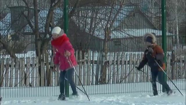 Салдакайга-клуб, Урта Камышлыга –авыл җирлеге бинасы смотреть онлайн