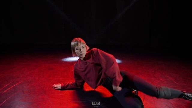 Наташа Казанская | Frame up Strip смотреть онлайн