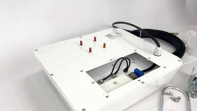 Усилитель интернет-сигнала РЭМО BAS-2343 FLAT-XM MIMO смотреть онлайн