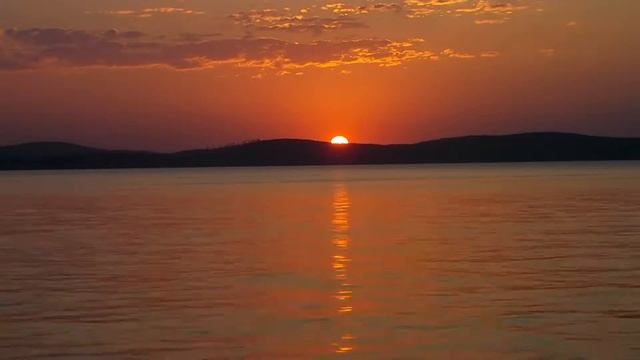 Закат на озере ТаймЛапс - Sunset on the lake TimeLapse смотреть онлайн