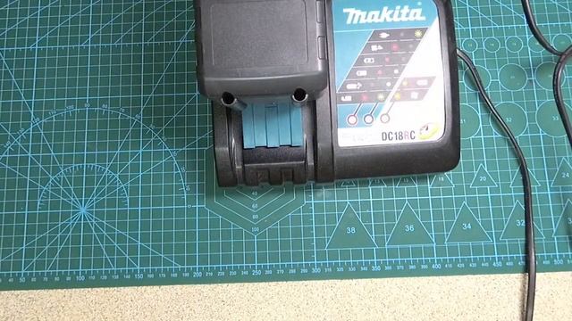 Makita - боксы для самостоятельной сборки BL1830 BL1860 смотреть онлайн