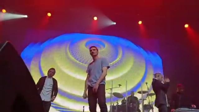 Рукопожатие с Димой Биланом))) #билан