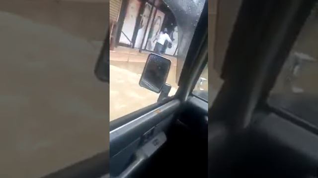 Toyota Landcruiser Prado 70 Series 1993 Engine Swap to 1KZ-TE in Karachi Urban Flooding смотреть онлайн