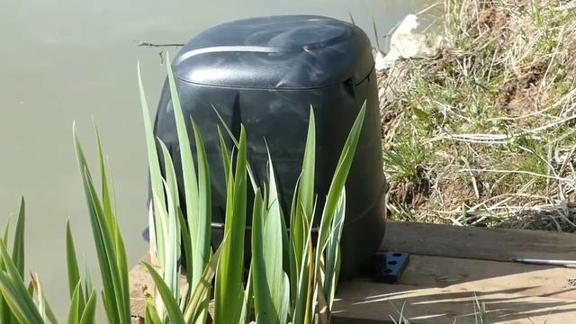 Автоматическая Кормушка для рыбы. Automatic fish feeder. смотреть онлайн