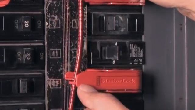 Навесной замок для электроавтоматов 7C5RED смотреть онлайн