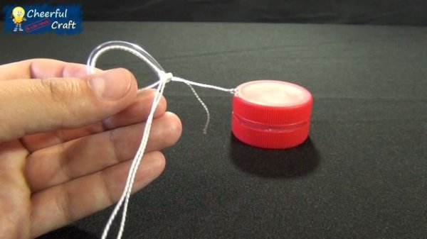 Yo-Yo from a Bottle Cap - a simple life hack / How to make Yo-Yo yourself