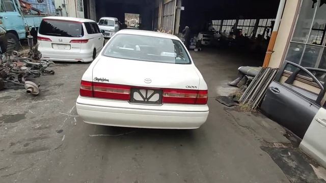 2967 TOYOTA CROWN смотреть онлайн