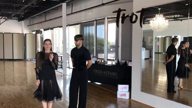 How to dance Foxtrot: Basic steps, Timing, Technique смотреть онлайн