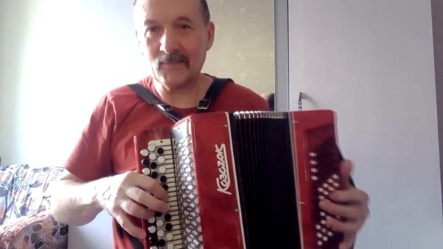 Первые шаги на баяне...не простое это дело - после гармони там просто морЭ кнопок ))) смотреть онлайн