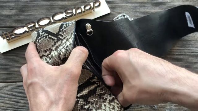 Клатч женский из кожи питона P0110Z смотреть онлайн