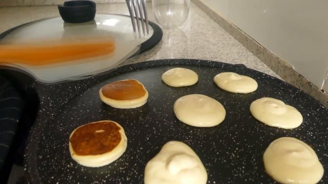 Сырники творожные в виде маленьких панкейков без муки и масла! Так быстро сырники вы ещё не готовил смотреть онлайн