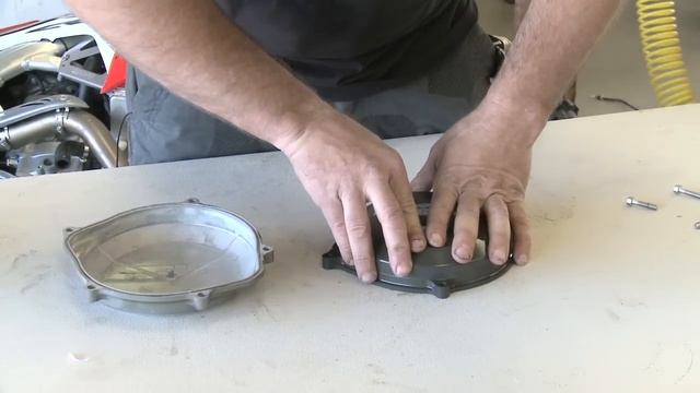 Works Connection-Hinson Clutch Complete Install смотреть онлайн