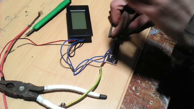 Ваттметр постоянного тока шунт и подключение проводов смотреть онлайн