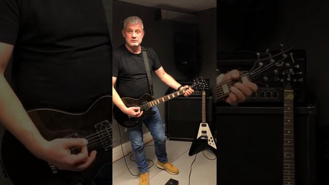 Egy Ibanez is van a tarsolyban.... смотреть онлайн