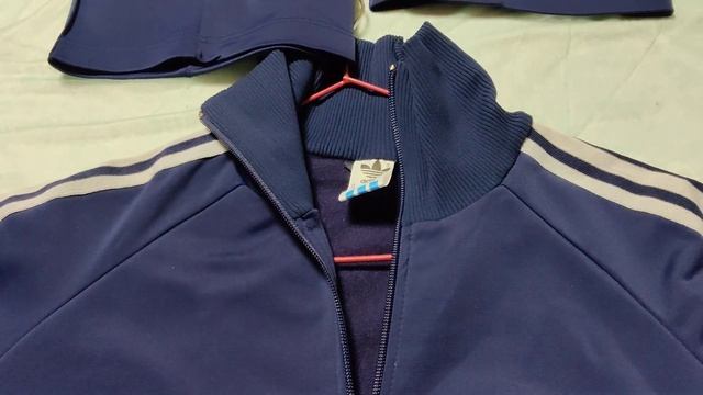 Adidas строгач, спортивный костюм новый 80-е года смотреть онлайн