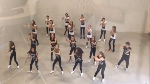 Танец Але але