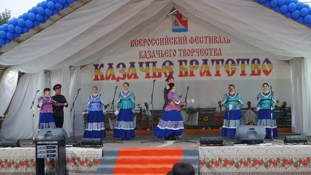 "Ой Варенька, Варенька" - ансамбль "Багатица" смотреть онлайн