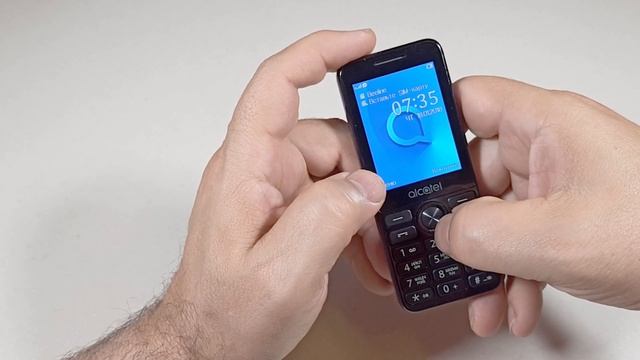 Alcatel 2003D аккуратный, компактный, функциональный.