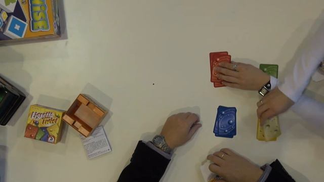 Ligretto Twist - BoardGameGeek Booth - Essen Spiel 2011 смотреть онлайн