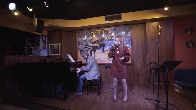 Masha Bukhanets (Mariano Siccardi piano) - Sous le ciel de Paris смотреть онлайн